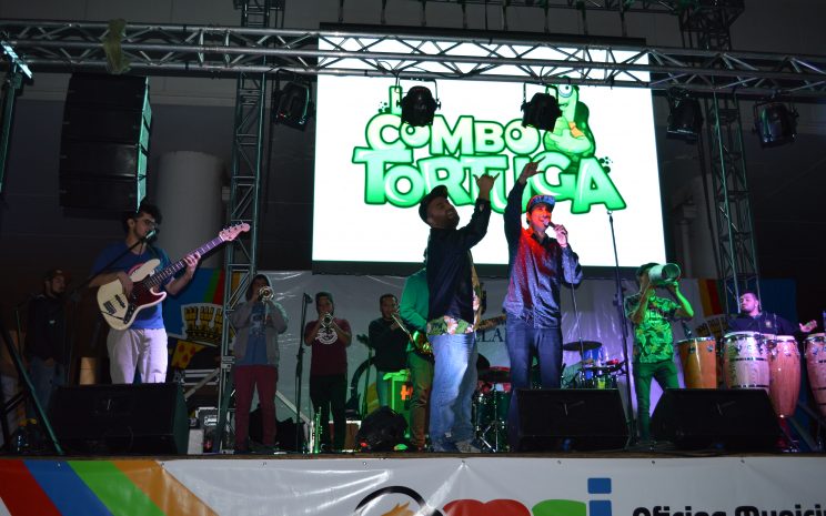 Banda La Combo Tortuga