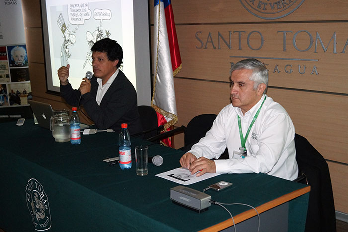 Los profesores Víctor Zurita y Víctor González mostraron dos visiones de la fraternidad, Tema Sello 2016.
