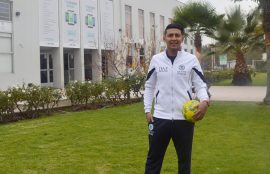 A sus 19 años Nicolás Muñoz partirá rumbo a Escocia, como seleccionado nacional, para participar del Mundial de Fútbol Calle 2016.