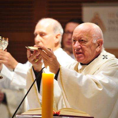 El Cardenal Ricardo Ezzati fue el encargado de oficiar la misa inaugural de la tercera versión de este evento, realizado en el IP-CFT Santo Tomás San Joaquín.