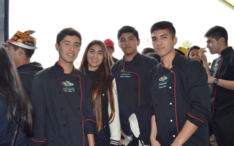 estudiantes participan de Echinuco 2016