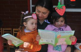 Alumnos del jardín infantil "Caritas Risueñas" observando el nutricuento