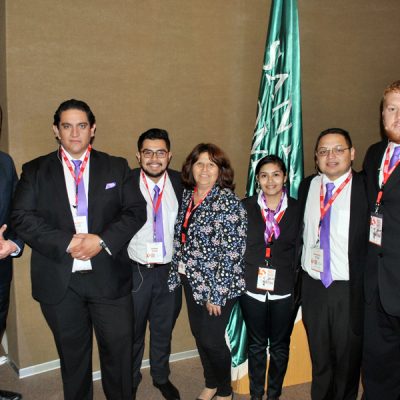 Equipo Santo Tomás San Joaquín en 5º Torneo Internacional de Debates Santo Tomás