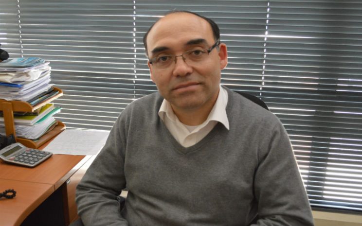 Manuel Alarcón, docente que forma parte del equipo interdicipliario contra la obesidad mórbida