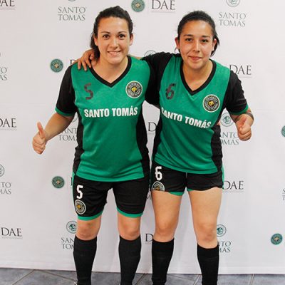 Marianela Bello y Nicóle Cofré, UST Temuco-Futbolito Damas