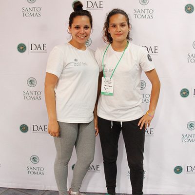 María José Ruiz, Coordinadora Genis de Mesa; y Sharon Daroch, Coordinadora de Ajedrez, UST Concepción
