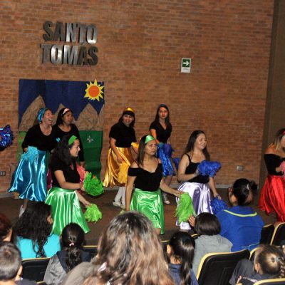 Presentación artística, carrera Técnico en Educación Parvularia CFT Santo Tomás Viña del Mar