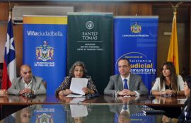 Firma de convenio de asistencia jurídica entre Escuela de Derecho UST Viña del Mar y Municipalidad