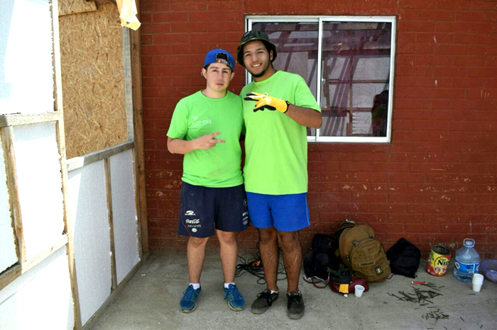 Juan Antonio Lagos junto a Kevin