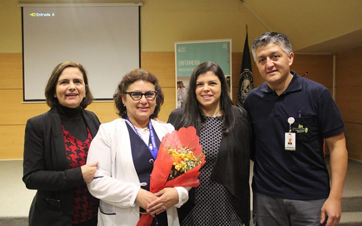 Directora de Carrera, expositora y presidenta del regional de colegio de enfermas de Chile, Jefa de Carrera, y expositor y enfermero clínico e la Mutual.