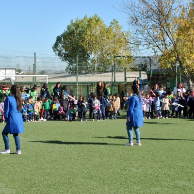 "Mechoneo solidario" en colegio Manuel Bulnes de Quilpué, por DAE Santo Tomás Viña del Mar