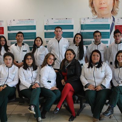 Alumnos nuevos de la carrera de técnico laboratorista dental