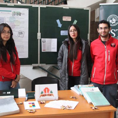 Estudiantes Intervención organizacional.