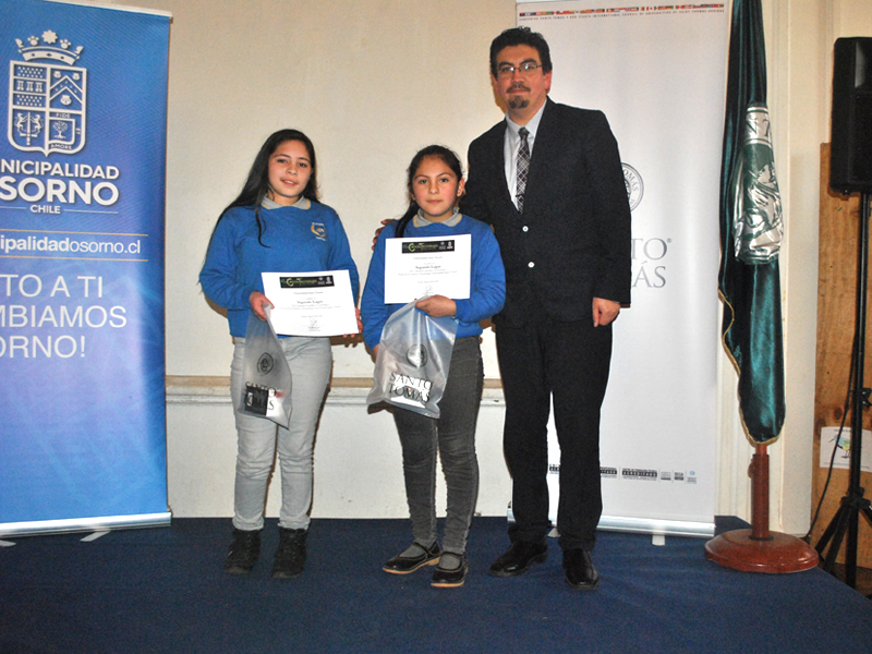Estudiantes de la Escuela Rural Luz y Saber de Cancura obtuvieron el segundo lugar