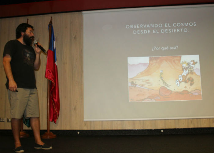 Sebastián Ramírez en la presentación de Colosos en Atacama.