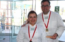 Camila Orellana y Felipe Benítez, alumnos de Gastronomía de Santo Tomás Los Ángeles