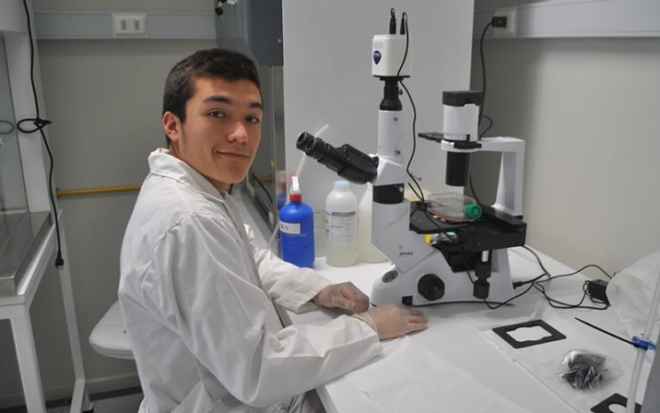 Nicolás Castro, alumno de Nutrición y Dietética de UST Viña del Mafr, desarrolla proyecto gracias al Quinto Concurso de Inserción de Alumnos en Líneas de Investigación