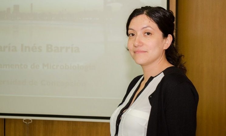María Inés Barría, microbiologa
