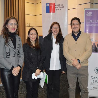 Sindy Aguirre, Pamela Silva, Amelia Silva y Álvaro de La Maza