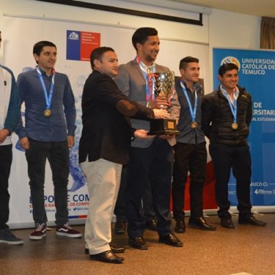 Premiación Liga Deportiva de Educación Superior en La Araucanía en Santo Tomás Temuco