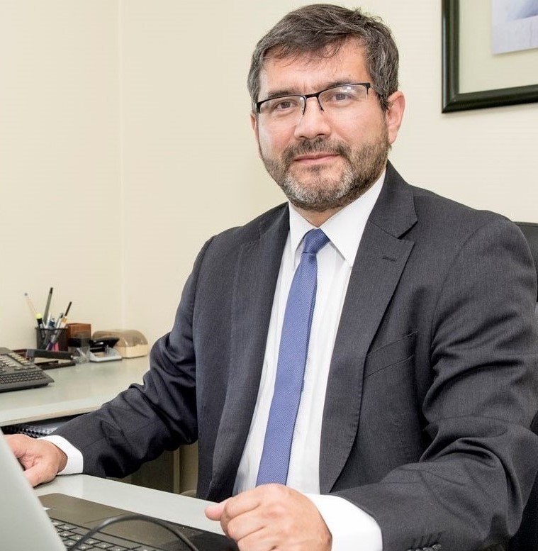 Juan José Negroni Vera, Decano de la Facultad de Ingeniería de Universidad Santo Tomás.