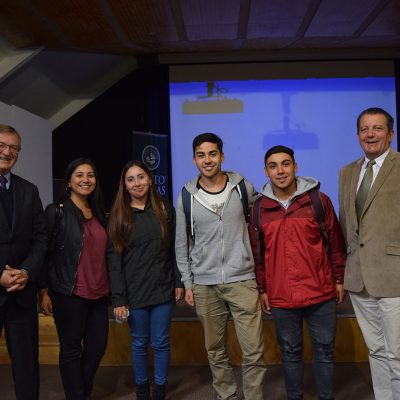 Eugenio Larraín, Valentina Moraga, Fernanda Sepúlveda, Bastián Bravo, Matias Bahamondes y Alberto Augsburger