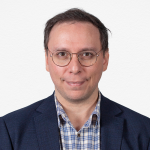 Gonzalo Llanos, académico e investigador de la Facultad de Economía y Negocios UST.